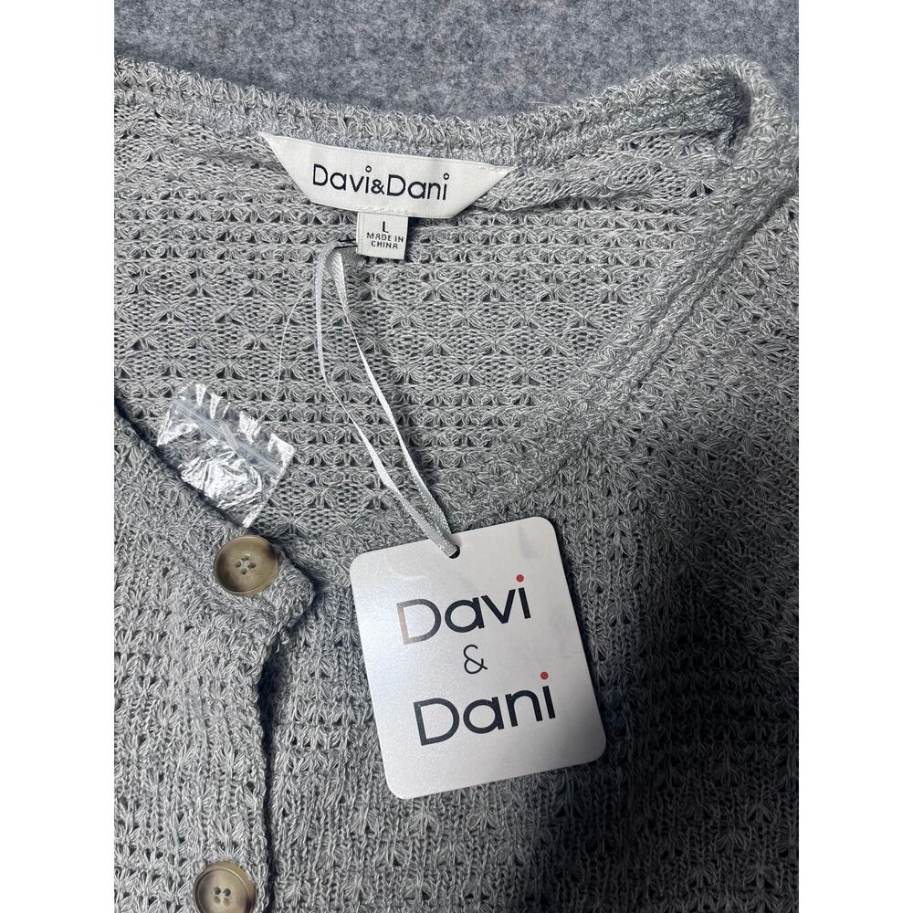 Davi & Dani Gray Cardigan with Black Sequin Sleeve Detail Large NWT - Picture 3 of 5